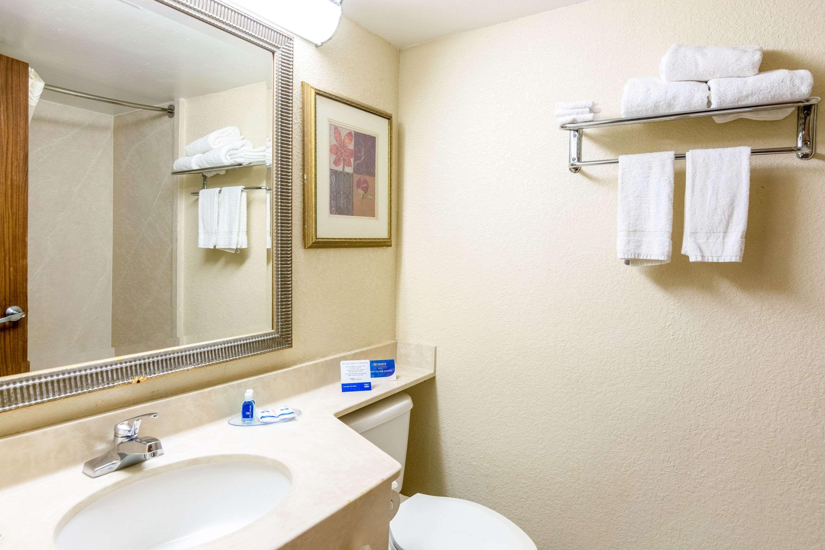 Rodeway Inn Central Richmond Zewnętrze zdjęcie