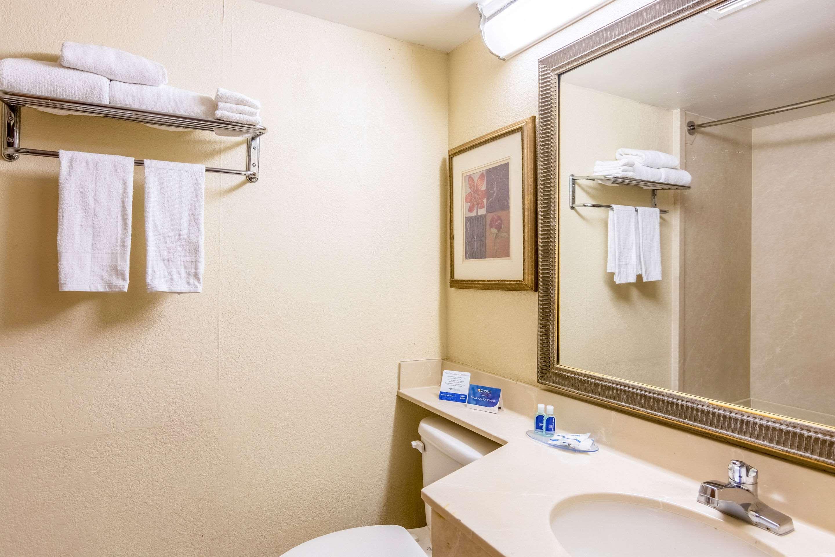 Rodeway Inn Central Richmond Zewnętrze zdjęcie